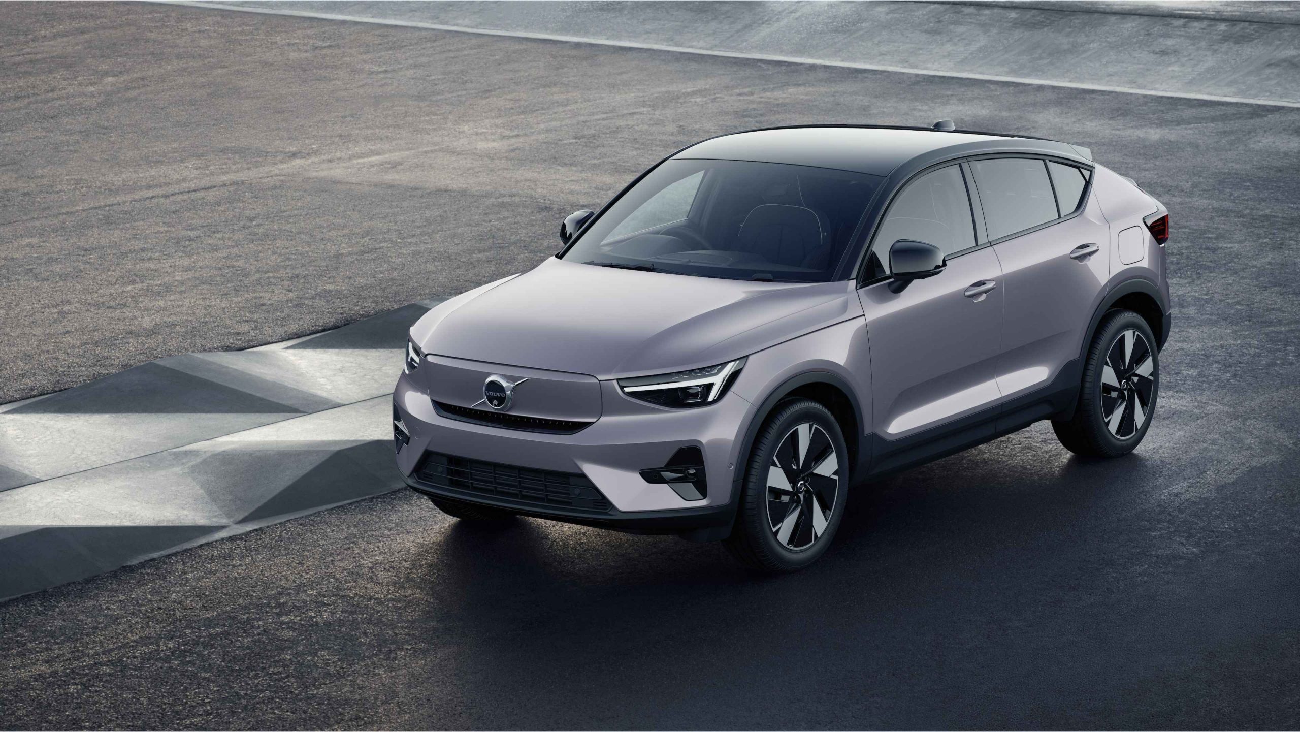 exterior-location-threeQuartersFrontLeft_6EE299419872D9F245BE2997693422D7AF49D08B_9_11zon