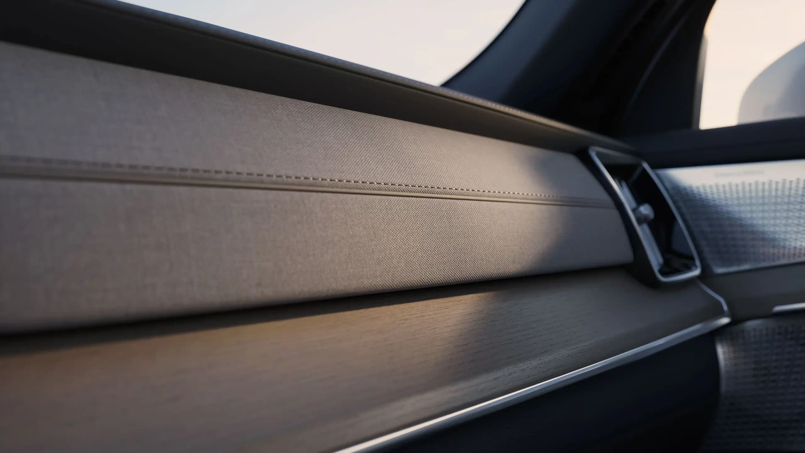 interior-gallery-8-16x9_8_11zon