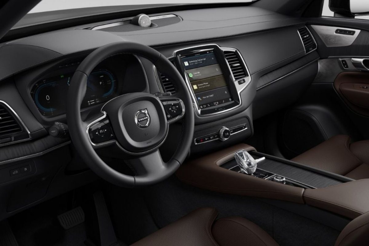 Volvo-xc90-recharge-int-230720-68