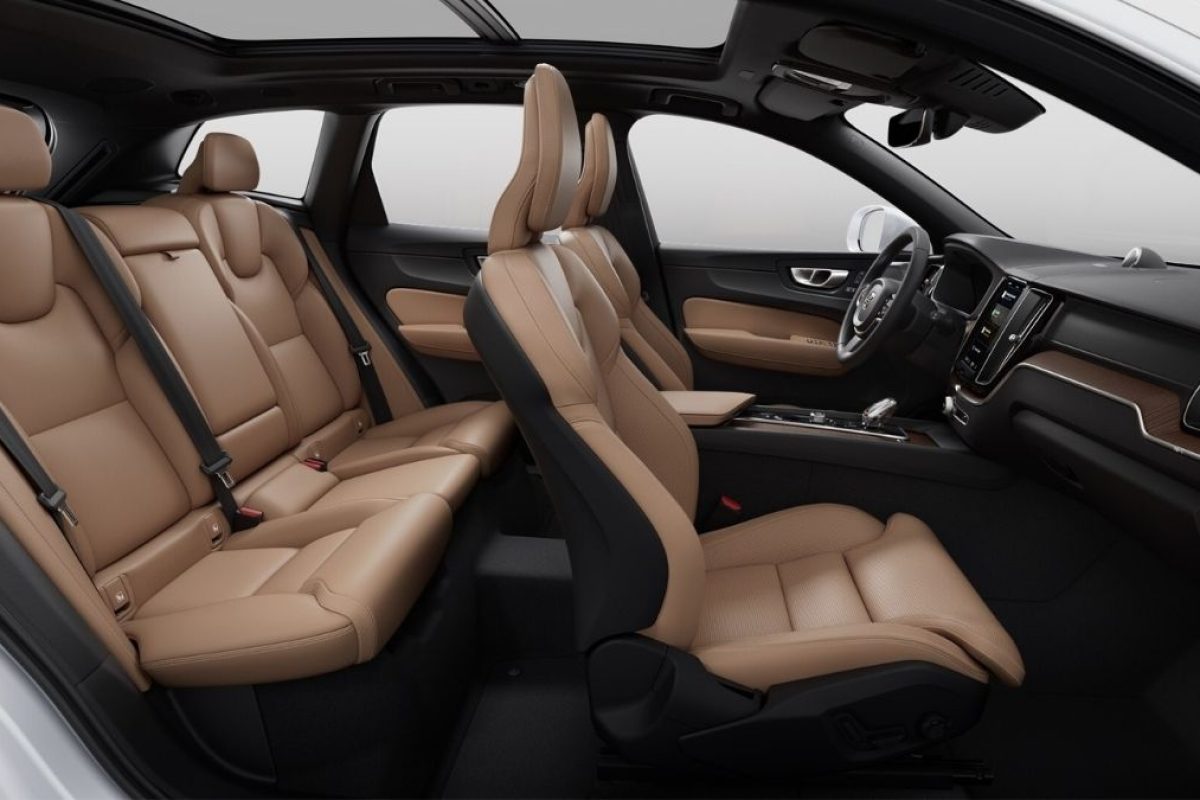 volvo-xc60-int-200723-55